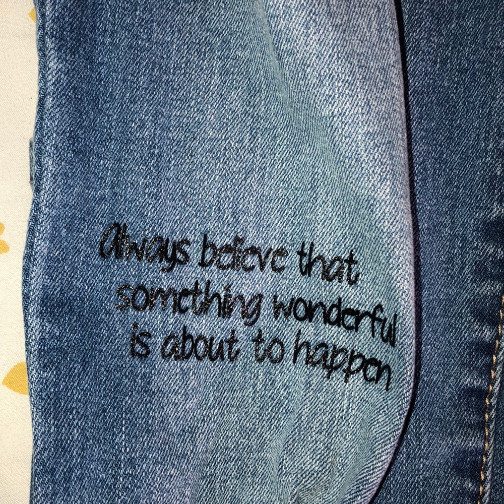 Jeans - Picture 3 of 4